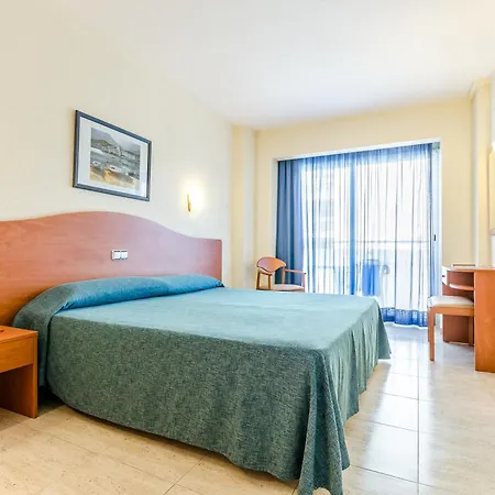 Hotel Mar Blau Calella